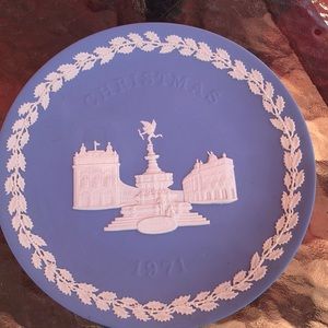 Vintage Christmas Wedgewood plate